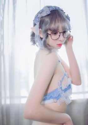 一集一个故事的动漫叫什么_全集电影手机在线观看